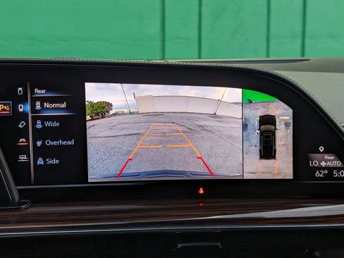 Used 2021 Cadillac Escalade ESV Luxury image 25