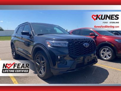 Used 2025 Ford Explorer ST-Line w/ ST-Line Street Pack