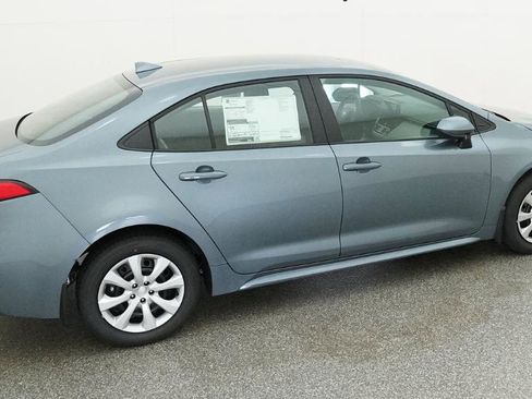 New 2026 Toyota Corolla LE FWD image 21