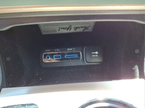 Used 2016 Jeep Grand Cherokee Limited AWD/4WD image 12