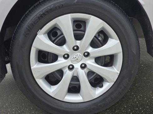 Used 2023 Toyota Corolla LE FWD image 34