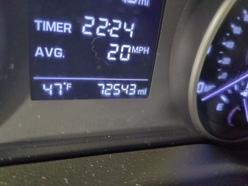 Used 2017 Hyundai Elantra SE image 17