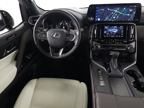 Used 2024 Lexus LX 600 4WD w/ Appearance Package image 20