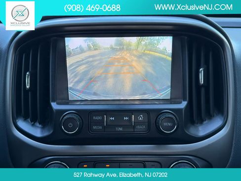 Used 2015 Chevrolet Colorado Z71 AWD/4WD image 16