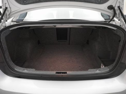 Used 2009 BMW 328i xDrive Sedan image 10