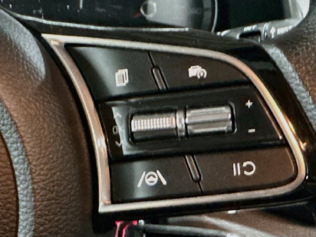Certified 2023 Kia Forte LXS FWD image 10