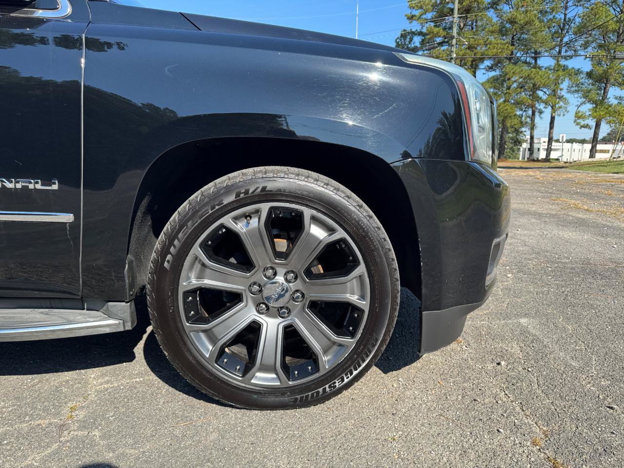 Used 2015 GMC Yukon Denali w/ Open Road Package RWD image 7