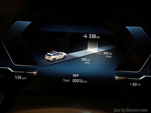 Used 2026 BMW iX xDrive60 w/ M Sport Package image 18