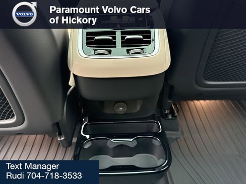 New 2026 Volvo XC90 B6 Plus w/ Protection Package Premier image 21