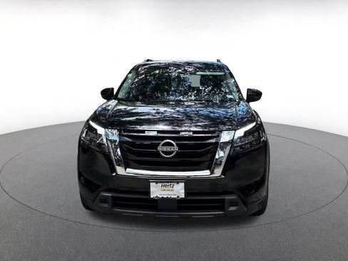 Used 2025 Nissan Pathfinder SV AWD/4WD image 2