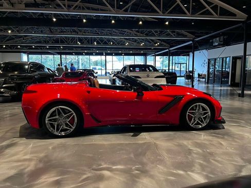 Used 2019 Chevrolet Corvette ZR1 RWD image 9