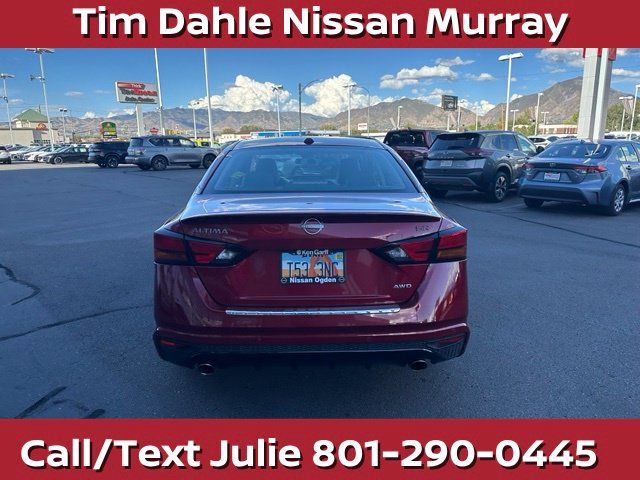 Used 2023 Nissan Altima 2.5 SR w/ SR Premium Package AWD/4WD image 10