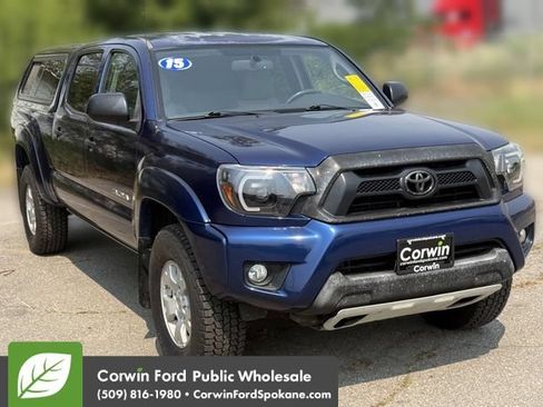 Used 2015 Toyota Tacoma 4x4 Double Cab w/ SR5 Package image 1