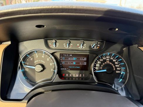 Used 2011 Ford F150 XLT w/ XLT Chrome Pkg image 20