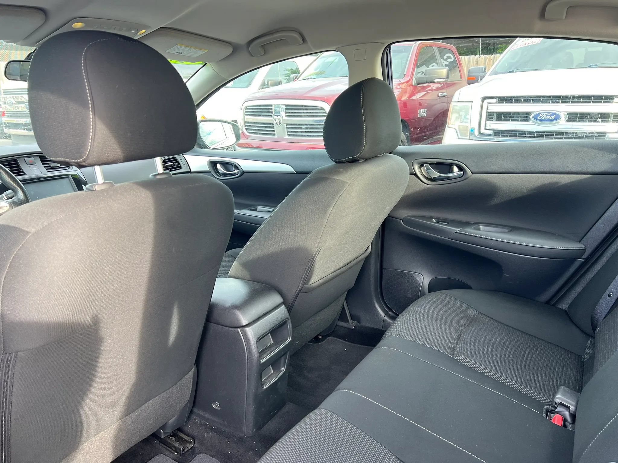 Used 2019 Nissan Sentra S w/ Appearance Package FWD image 10