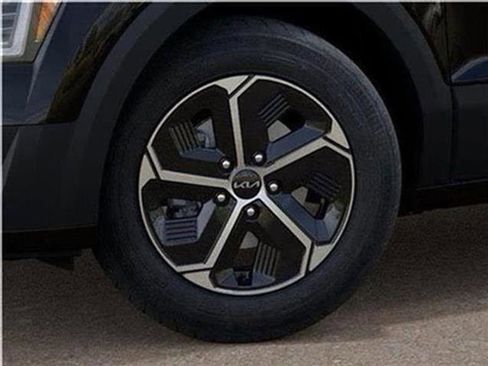 New 2025 Kia Niro EX image 90