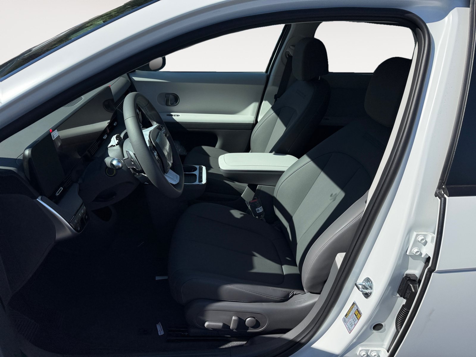 New 2027 Hyundai Ioniq 5 SEL RWD image 10