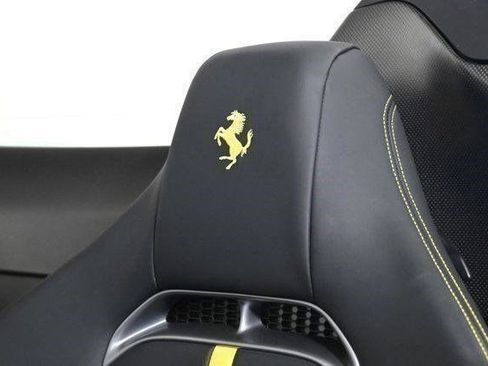 Used 2024 Ferrari SF90 Spider image 19