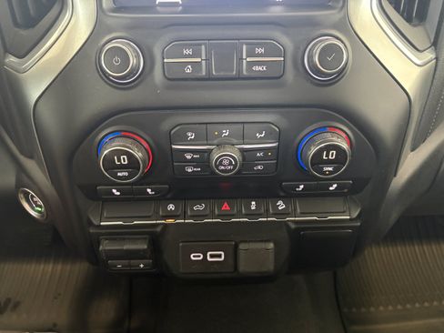 Used 2019 Chevrolet Silverado 1500 LT w/ All-Star Edition AWD/4WD image 18