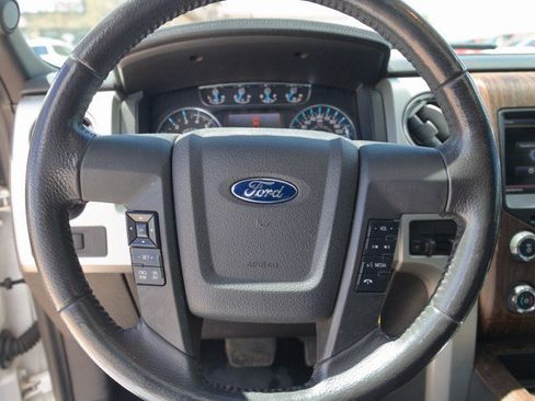 Used 2014 Ford F150 Lariat w/ Equipment Group 502A Luxury AWD/4WD image 19