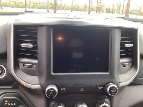 Used 2024 RAM 2500 Big Horn image 17