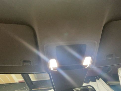 Used 2024 Honda Civic EX-L image 38