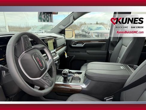 New 2026 GMC Sierra 1500 Elevation w/ Elevation Premium Package AWD/4WD image 9