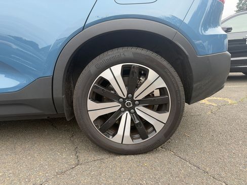 Certified 2023 Volvo XC40 Recharge Plus image 11