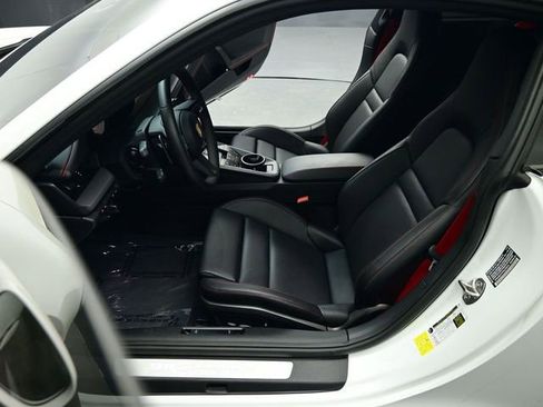 Used 2023 Porsche 911 Carrera S RWD image 34
