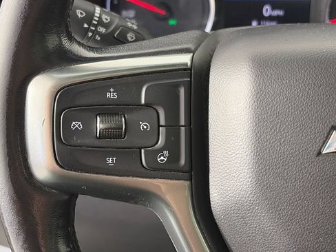 Used 2021 Chevrolet Silverado 1500 LTZ AWD/4WD image 17