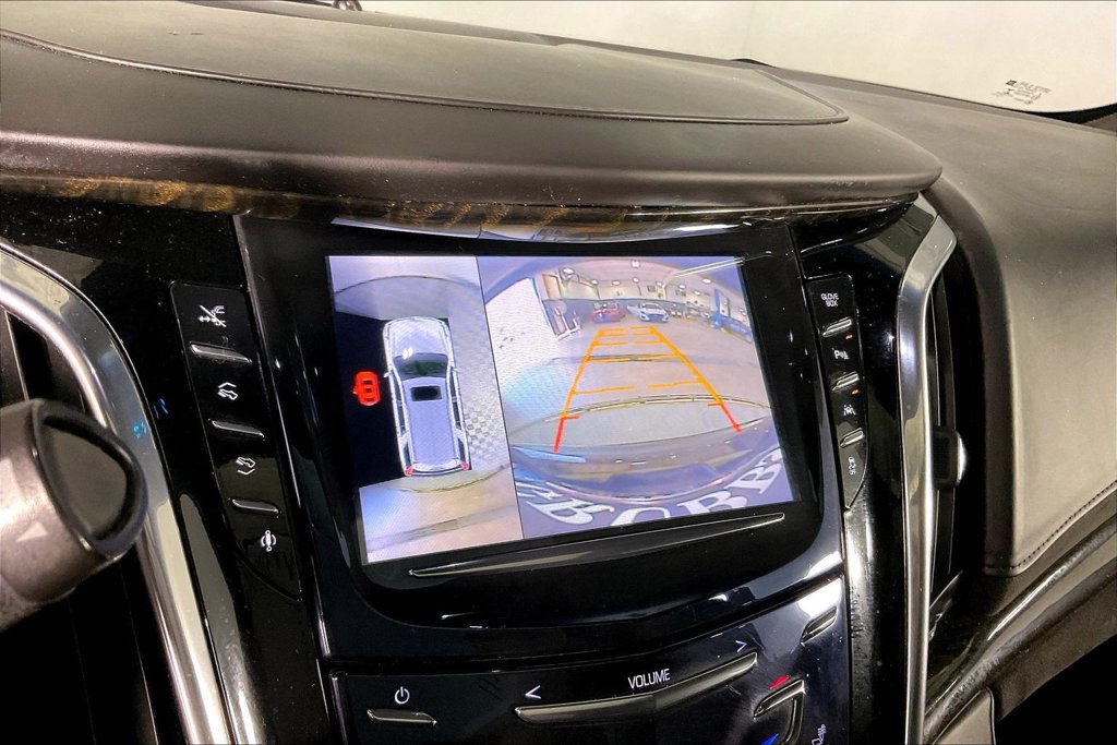 Used 2016 Cadillac Escalade Platinum AWD/4WD image 27