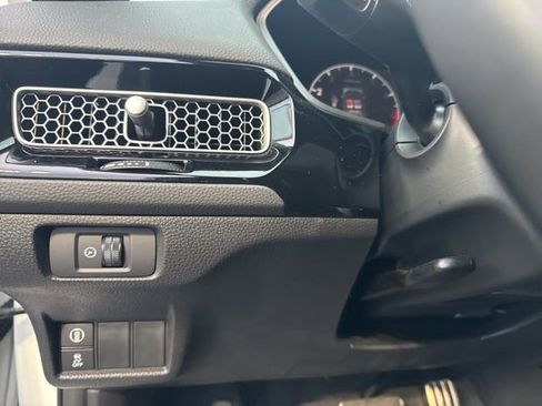 Used 2022 Honda Civic Sport image 24