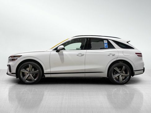 Used 2025 Genesis GV70 3.5T Sport w/ Sport Advanced Package image 3