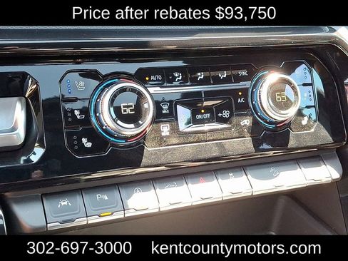 New 2025 GMC Sierra 1500 AT4 w/ Technology Package image 17