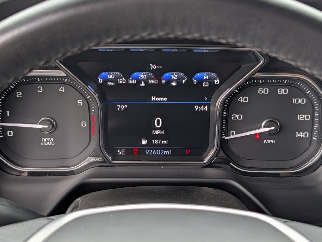 Used 2021 GMC Yukon SLT RWD image 23