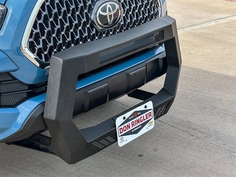Used 2019 Toyota Tacoma TRD Off-Road image 11