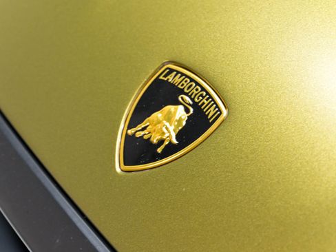 Used 2023 Lamborghini Huracan STO RWD image 51