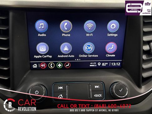 Used 2023 GMC Acadia SLE w/ Driver Convenience Package FWD image 17