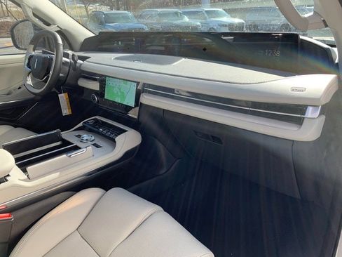 New 2026 Lincoln Navigator Reserve image 19