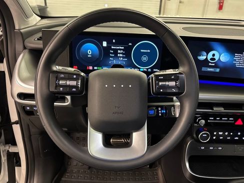 Used 2026 Hyundai Ioniq 9 Calligraphy image 31