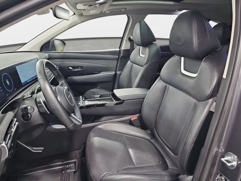 Used 2025 Hyundai Tucson Limited AWD/4WD image 17