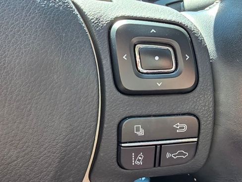 Used 2019 Lexus IS 300 image 14