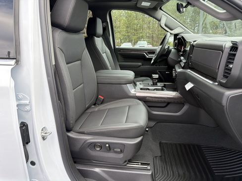 New 2026 Chevrolet Silverado 1500 LTZ w/ Technology Package AWD/4WD image 13