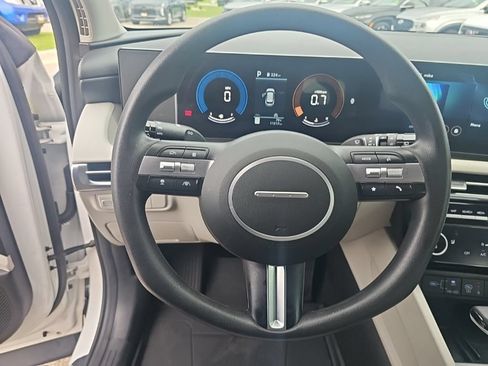 Used 2025 Hyundai Tucson SEL AWD/4WD image 16