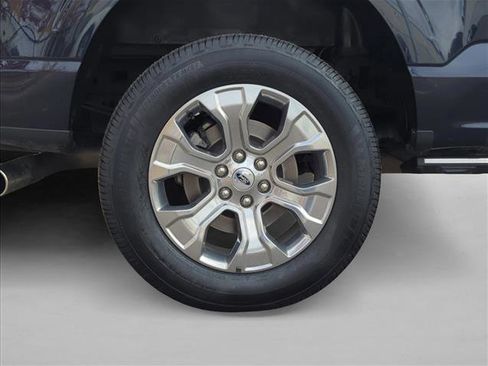 Certified 2022 Ford F150 Platinum w/ Equipment Group 701A High image 23