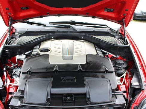 Used 2012 BMW X5 M image 39