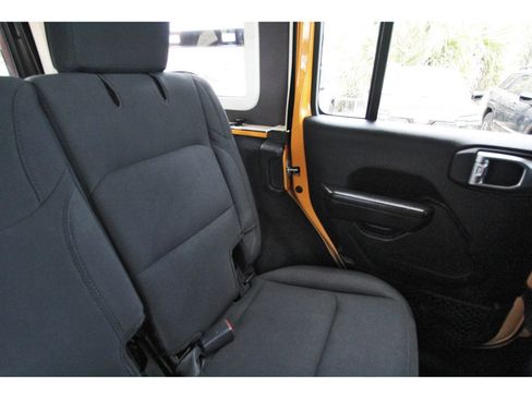 Used 2021 Jeep Wrangler Unlimited Sport AWD/4WD image 11