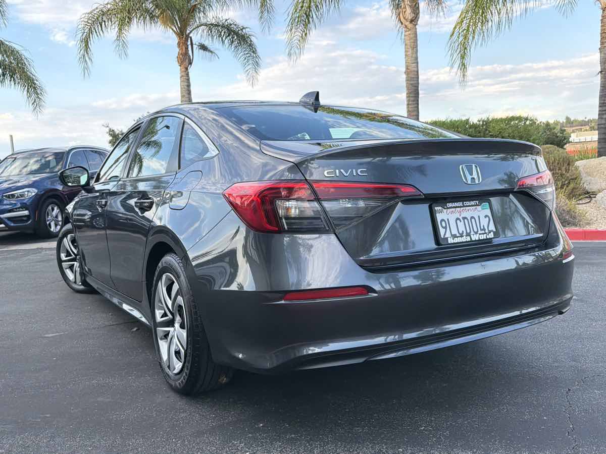 Used 2024 Honda Civic LX image 4
