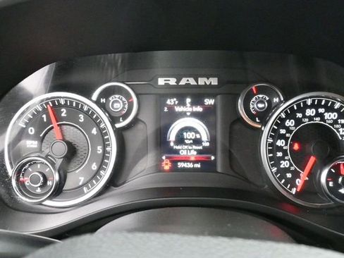 Used 2023 RAM 1500 Big Horn AWD/4WD image 22