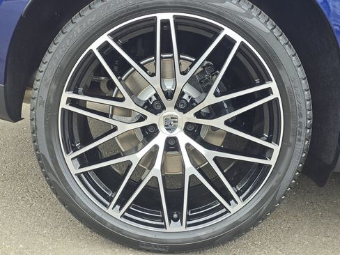 New 2026 Porsche Macan image 29